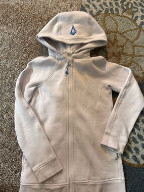 Ivivva white Hooded Zip-Up Jacket with Blue Logo (kids lululemon brand)